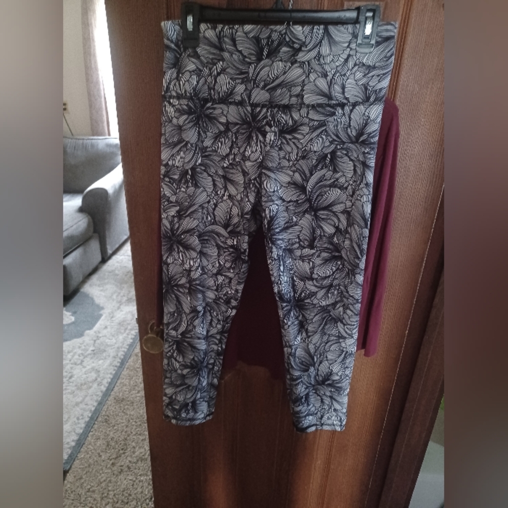 Womans Stretchy Yogas